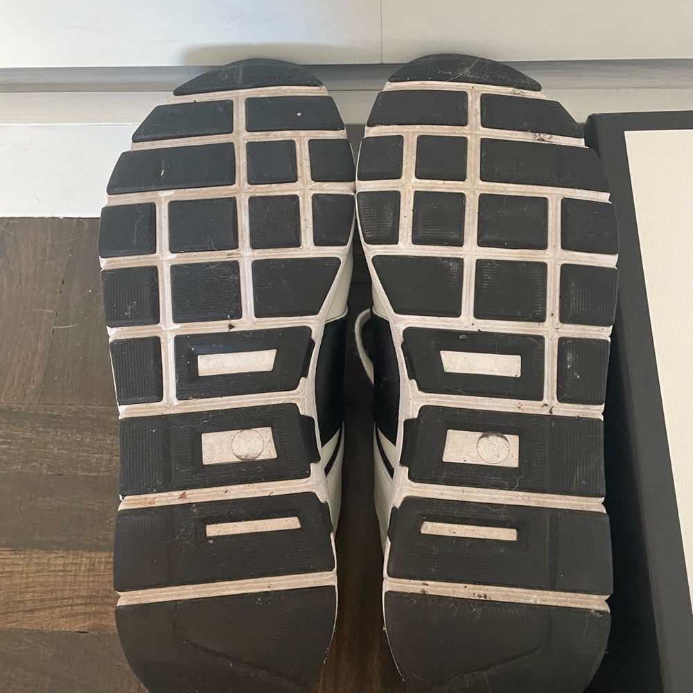 Gucci Miro Soft Nero Bianco white and black sneakers size 39 with box - Picture 8 of 8